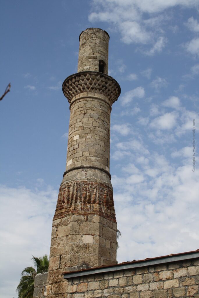 broken minaret