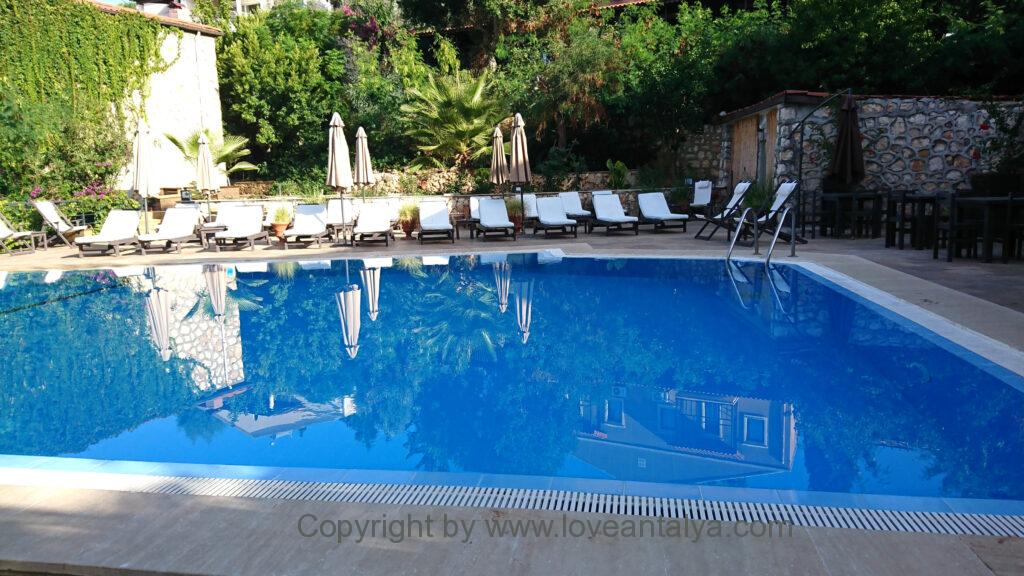 True blue kalkan pool